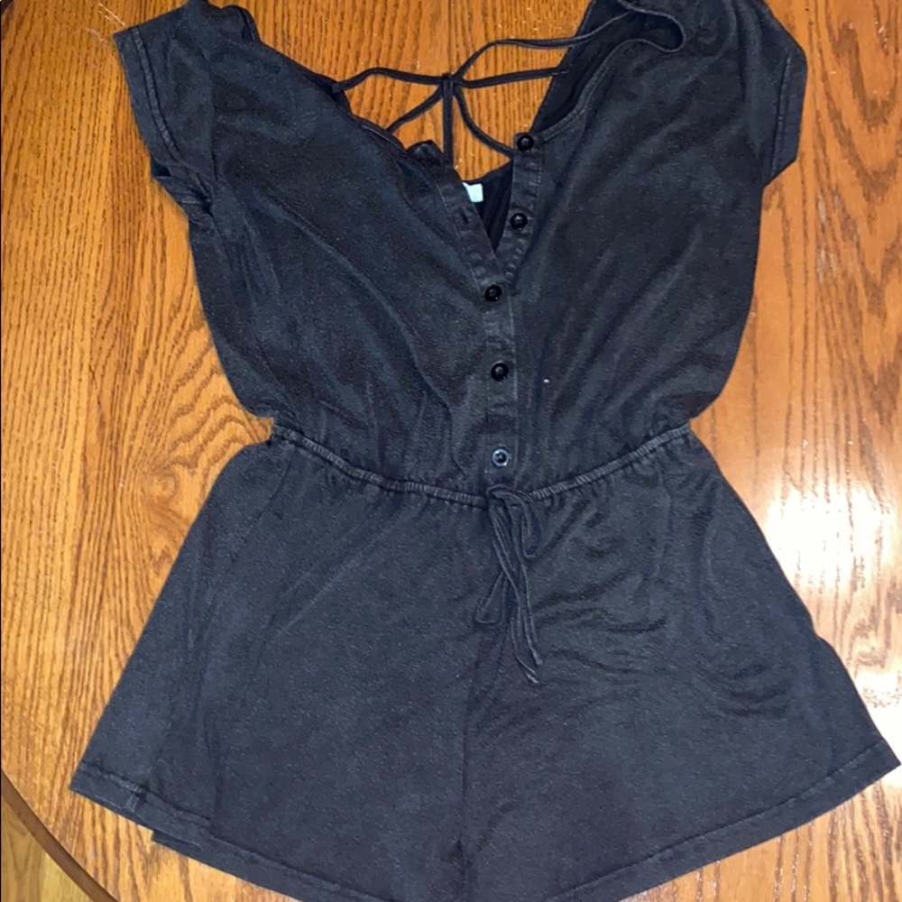 Boutique short sleeve button up romper!